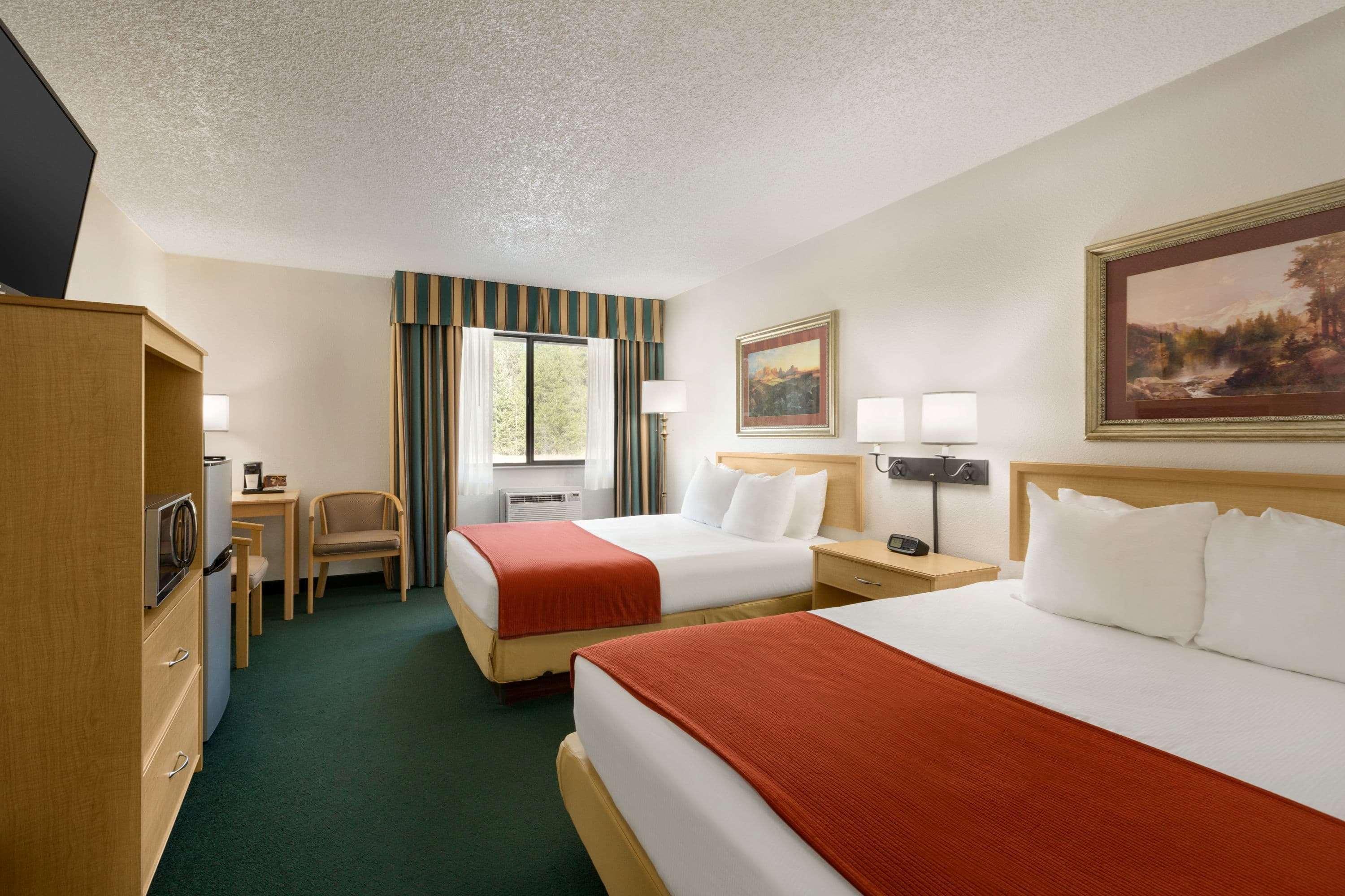 Hotel Baymont By Wyndham Whitefish Extérieur photo