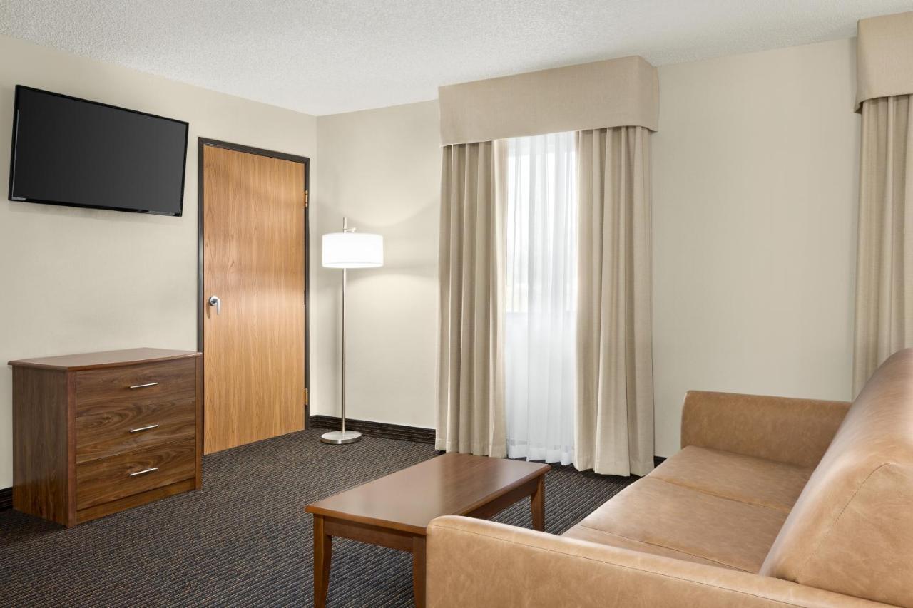 Hotel Baymont By Wyndham Whitefish Extérieur photo