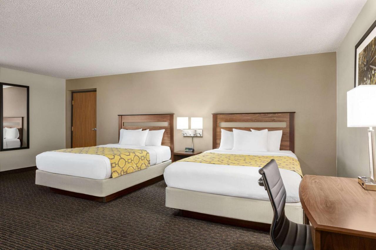 Hotel Baymont By Wyndham Whitefish Extérieur photo