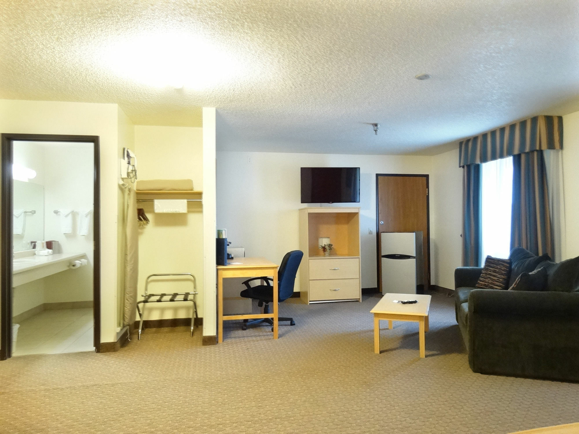 Hotel Baymont By Wyndham Whitefish Extérieur photo