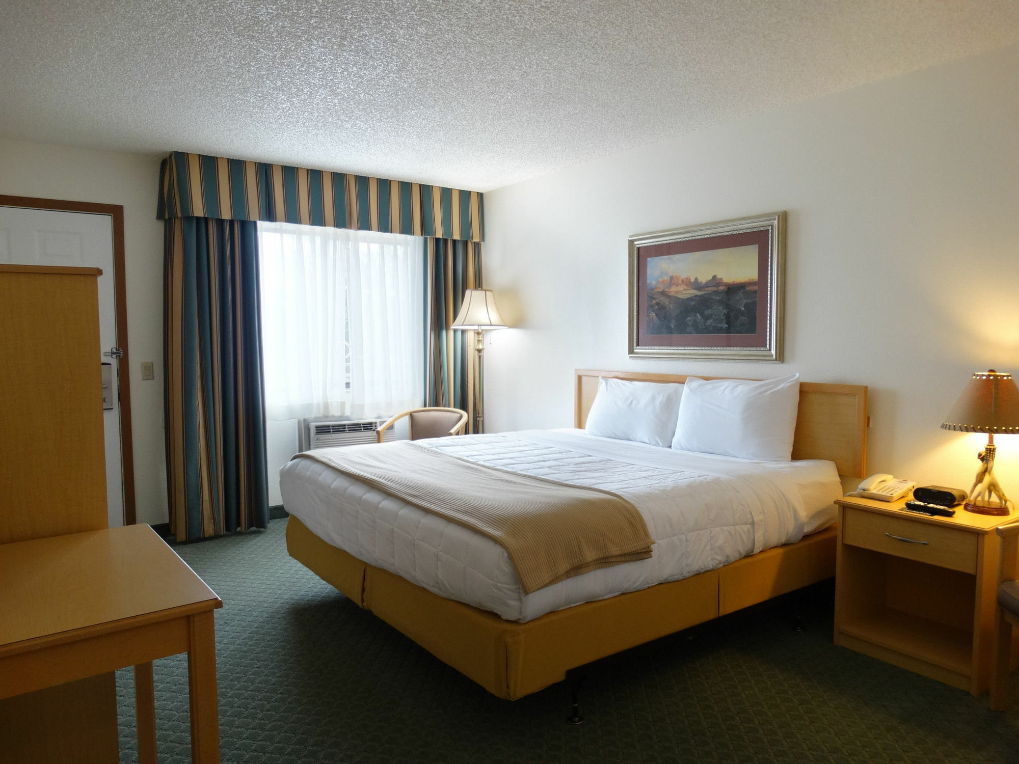 Hotel Baymont By Wyndham Whitefish Extérieur photo