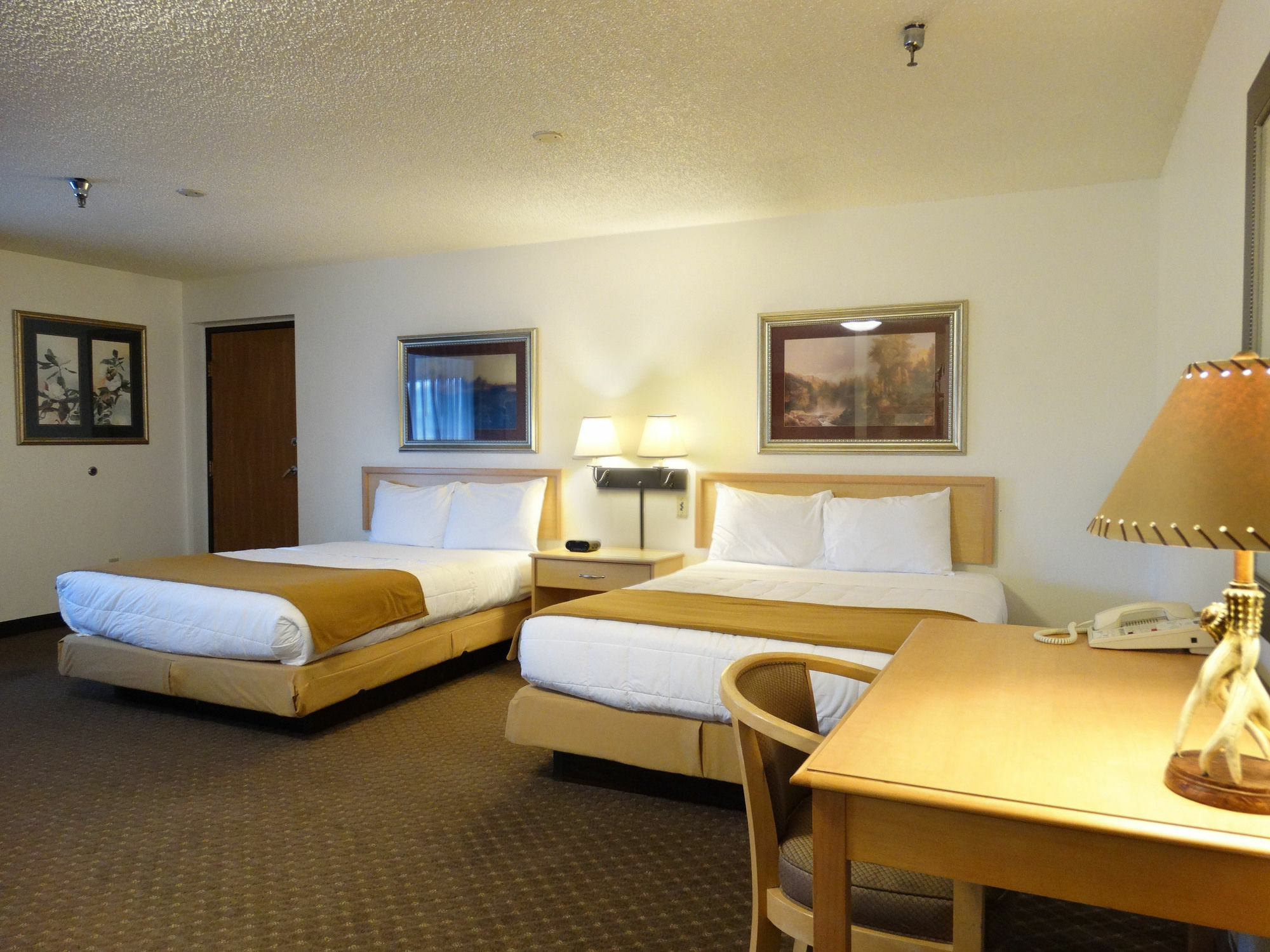 Hotel Baymont By Wyndham Whitefish Extérieur photo